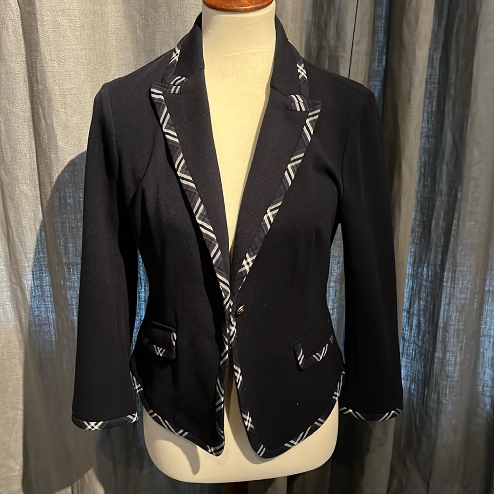 Shrunken schoolboy blazer by Gibson.